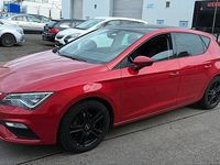 Używany Seat Leon FR 150 KM (110 kW) 2017 Czerwony Sedan/Limuzyna