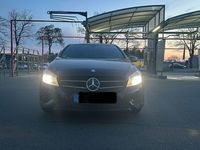 Gebraucht Mercedes 200 212 PS (155 kW) 2013 Schwarz Limousine