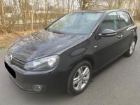 Gebraucht VW Golf VII Match 105 PS (77 kW) 2012 Schwarz Limousine