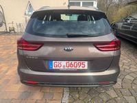 Gebraucht Kia Ceed 99 PS (72 kW) 2019 Braun Kleinwagen