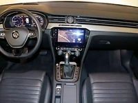 Gebraucht VW Passat Highline 150 PS (110 kW) 2018 Grau Kombi