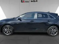 Używany Kia Ceed 140 KM (102 kW) 2025 Czarny Hatchback