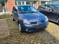 Gebraucht Renault Clio II 75 PS (55 kW) 2005 Grau Kleinwagen