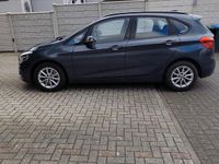 Gebraucht BMW 218 Active Tourer 136 PS (100 kW) 2015 Blau Van / Kleinbus