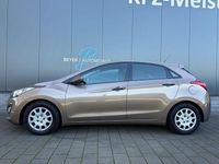 Gebraucht Hyundai i30 Classic 99 PS (72 kW) 2014 Braun Kleinwagen