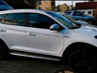 Gebraucht Hyundai Tucson Advantage 177 PS (130 kW) 2017 Weiß SUV