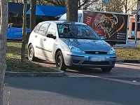Używany Ford Focus 102 KM (75 kW) 2003 Szary Sedan/Limuzyna