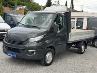 Gebraucht Iveco Daily 136 PS (100 kW) 2019 Weiß Van / Kleinbus