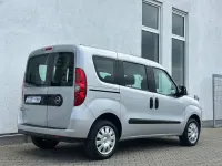 Gebraucht Opel Combo Edition 95 PS (69 kW) 2013 Silber Van / Kleinbus