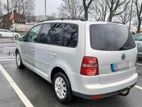 Gebraucht VW Touran 140 PS (102 kW) 2009 Grau Van / Kleinbus