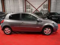 Gebraucht Renault Clio 103 PS (75 kW) 2012 Grau Kleinwagen