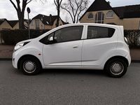Gebraucht Chevrolet Spark 68 PS (50 kW) 2011 Weiß Kleinwagen