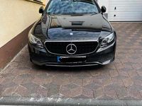 Gebraucht Mercedes E220 194 PS (142 kW) 2016 Schwarz Limousine