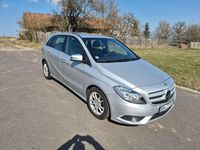 Gebraucht Mercedes B180 109 PS (80 kW) 2014 Silber Van / Kleinbus