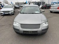 Gebraucht VW Passat Basis 131 PS (96 kW) 2003 Grau Limousine