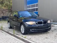 Gebraucht BMW 118 143 PS (105 kW) 2011 Schwarz Kleinwagen