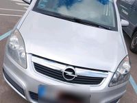 Gebraucht Opel Zafira 100 PS (73 kW) 2008 Silber Van / Kleinbus