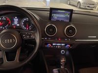 Gebraucht Audi A3 Design 150 PS (110 kW) 2019 Blau Limousine