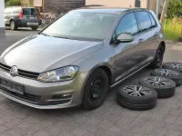 Gebraucht VW Golf VII Allstar 125 PS (91 kW) 2017 Grau Limousine