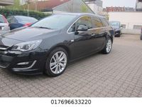 Gebraucht Opel Astra Innovation 140 PS (102 kW) 2013 Schwarz Kombi
