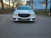Gebraucht Mercedes E220 AMG 170 PS (125 kW) 2015 Silber Kombi