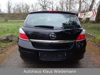 Gebraucht Opel Astra 105 PS (77 kW) 2006 Schwarz Limousine