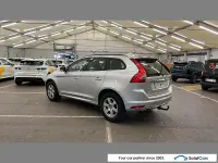 Gebraucht Volvo XC60 181 PS (133 kW) 2015 Silber SUV