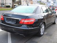 Gebraucht Mercedes E200 184 PS (135 kW) 2012 Schwarz Limousine