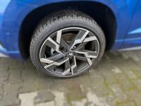 Neu Skoda Karoq SportLine 150 PS (110 kW) 2025 Blau SUV