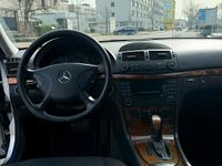 Second-hand Mercedes E270 177 CP (130 kW) 2004 Argintiu Break