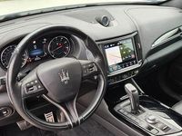 Gebraucht Maserati Levante 430 PS (316 kW) 2021 Weiß SUV