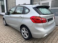 Gebraucht BMW 220 Active Tourer 190 PS (139 kW) 2018 Silber Van / Kleinbus