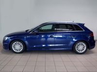 Gebraucht Audi A3 Ambiente 179 PS (131 kW) 2015 Scubablau metallic (metallic) Limousine