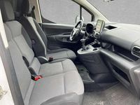 Gebraucht Opel Combo 131 PS (96 kW) 2021 Weiß Van / Kleinbus