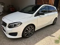 Gebraucht Mercedes B200 Night 136 PS (100 kW) 2018 Weiß Kleinwagen