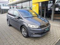 Gebraucht VW Touran Move 150 PS (110 kW) 2023 Grau Van / Kleinbus