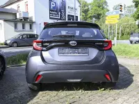 Gebraucht Toyota Yaris Basis 116 PS (85 kW) 2022 Marlingrau metallic Kleinwagen
