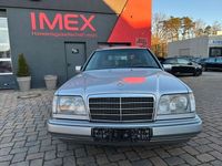 Brugt Mercedes E220 150 HK (110 kW) 1993 Sølv Stationcar