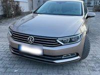 Gebraucht VW Passat Trendline 125 PS (91 kW) 2015 Beige Limousine