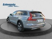 Gebraucht Volvo V60 CC 145 PS (106 kW) 2023 Kombi