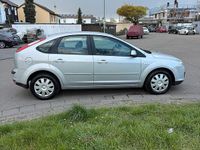 Gebraucht Ford Focus 101 PS (74 kW) 2006 Silber Kleinwagen