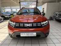 Gebraucht Dacia Duster Journey 101 PS (74 kW) 2023 Orange SUV