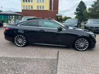 Gebraucht Mercedes E200 AMG line 197 PS (144 kW) 2019 Schwarz Coupé