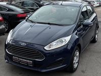 Gebraucht Ford Fiesta Titanium 101 PS (74 kW) 2016 Blau Kleinwagen