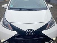Gebraucht Toyota Aygo X-wave 69 PS (50 kW) 2015 Weiß Kleinwagen
