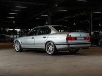 Używany BMW M5 Performance 340 KM (250 kW) 1995 Srebrny Sedan/Limuzyna