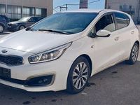 Gebraucht Kia Ceed DREAM-TEAM Edition 136 PS (100 kW) 2016 Weiß Kleinwagen