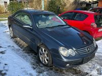 Gebraucht Mercedes CLK240 Elegance 170 PS (125 kW) 2004 Blau Coupé
