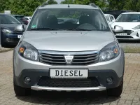 Gebraucht Dacia Sandero Stepway 68 PS (50 kW) 2010 Silber SUV