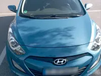 Gebraucht Hyundai i30 99 PS (72 kW) 2014 Blau Limousine
